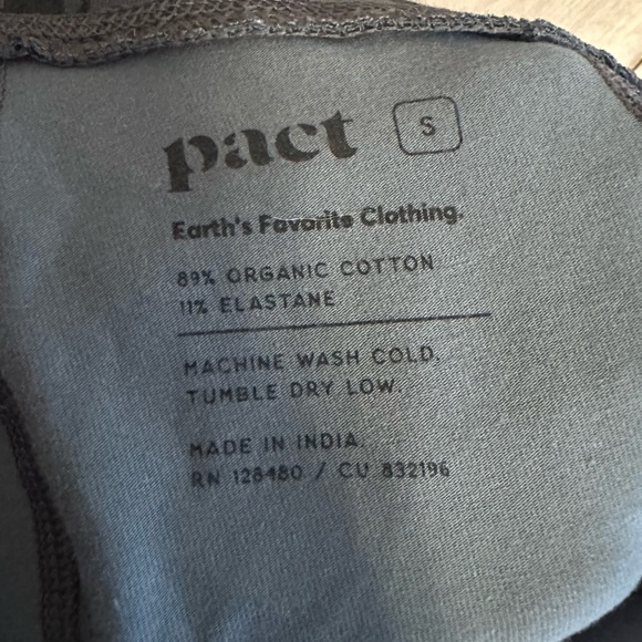 PACT Pureactive Pocket Legging in Camo - Picture 5 of 5